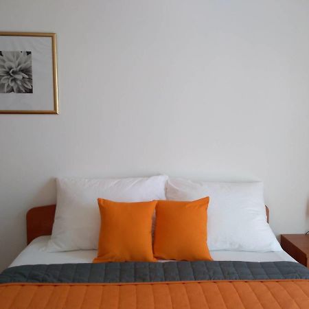 Apartments Davor บีโอกราดนาโมรู ภายนอก รูปภาพ