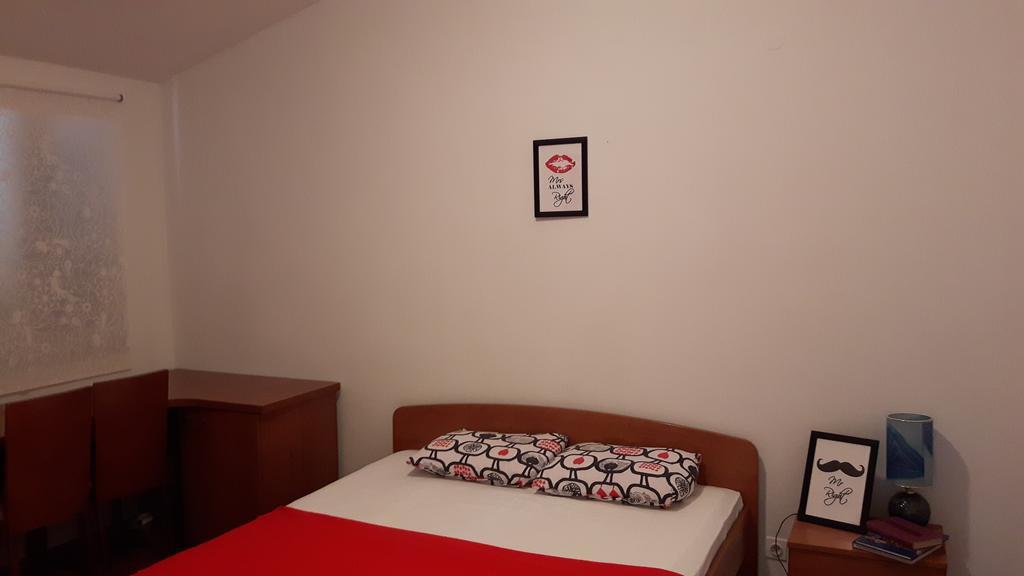 Apartments Davor บีโอกราดนาโมรู ภายนอก รูปภาพ